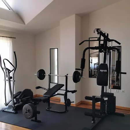 Deak * マカルスカ