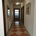Deak Makarska