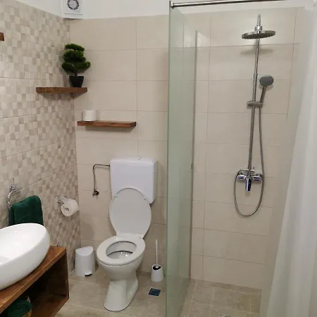 Apartament Deak *