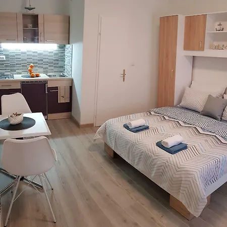 Deak Apartment Makarska